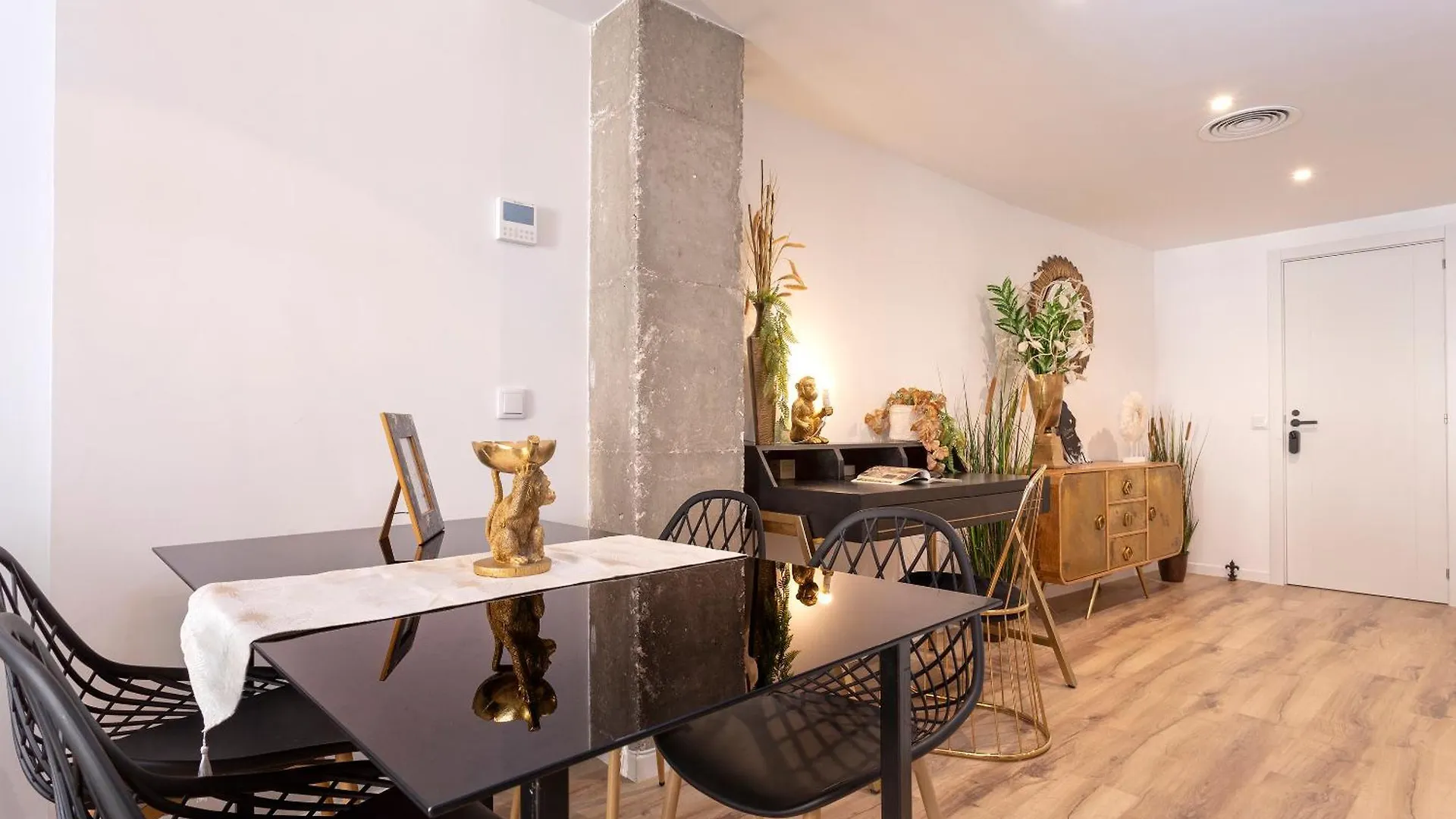 Jazmin Y Biznaga Apartment Malaga